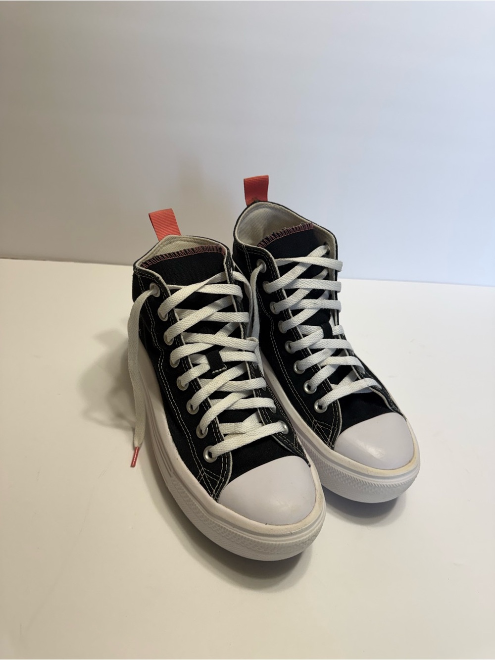 Converse Chuck Taylor Black & White High-Top Platform Sneakers Sz 5 - Picture 2 of 8